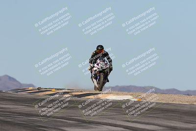 media/Dec-07-2025-CVMA (Sun) [[3e7d2de5dc]]/Race 6-The Shootout/